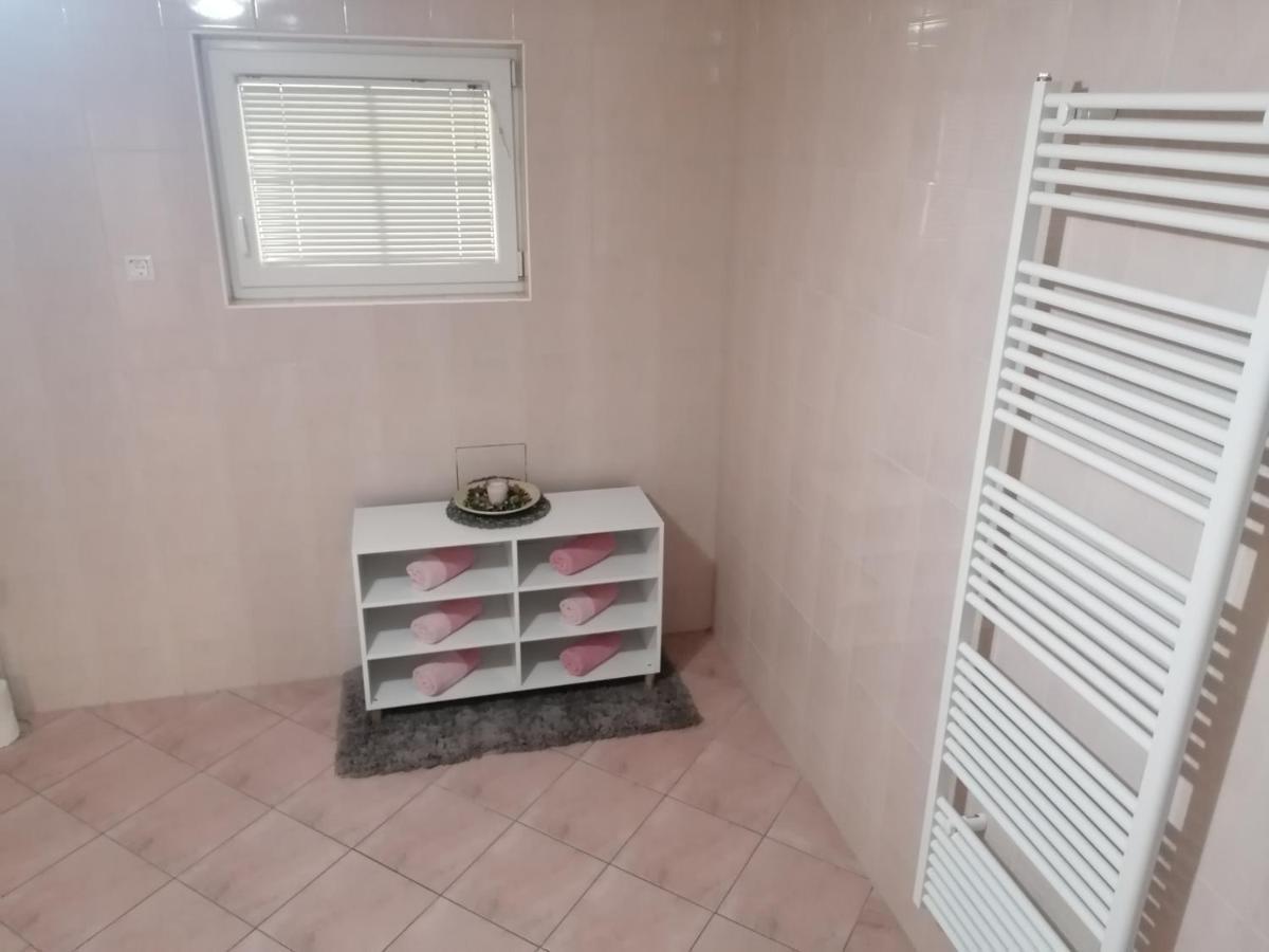 Apartma Sandi Sentilj Eksteriør billede